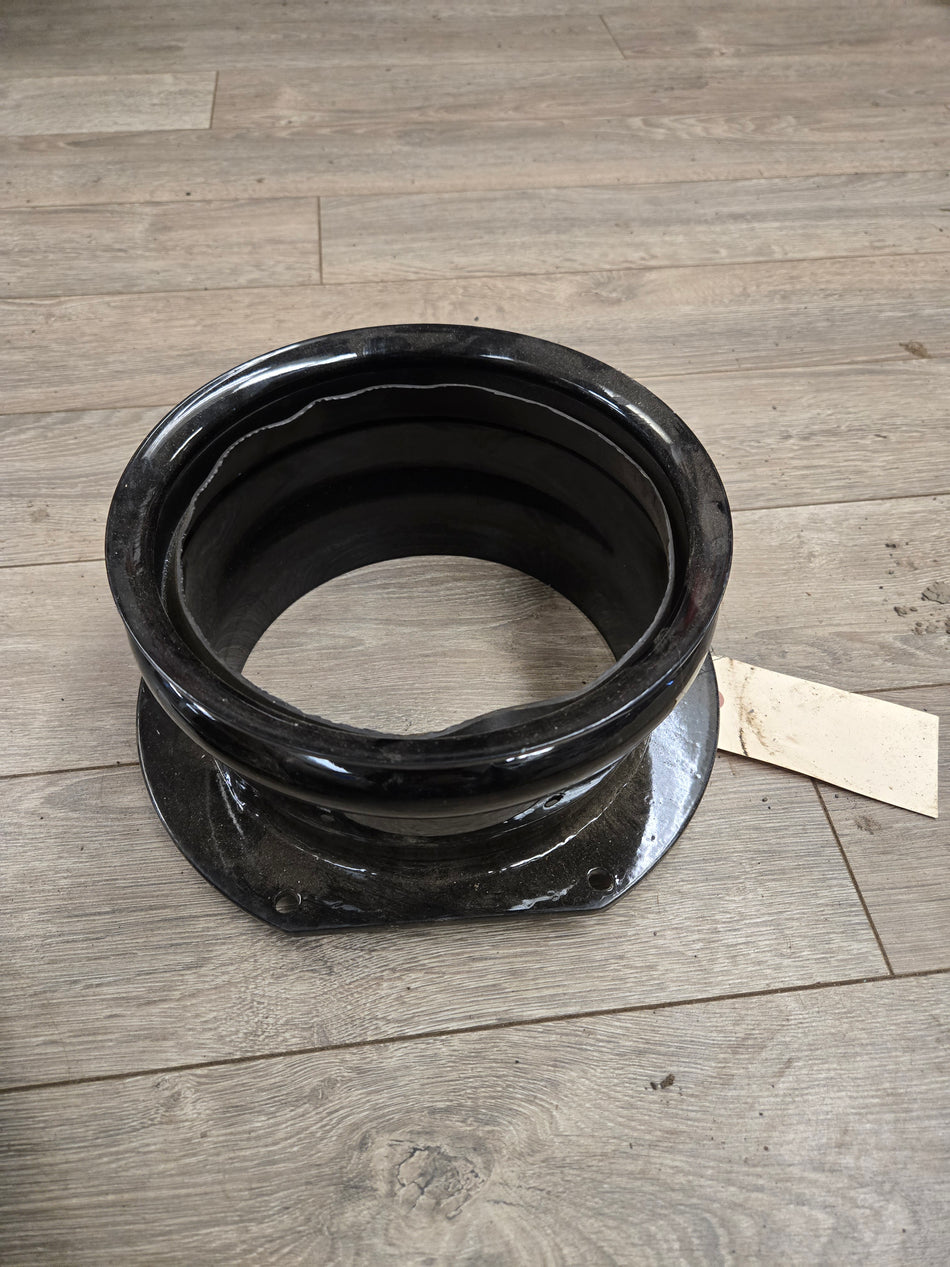 Flange; 8" 6-Bolt Flg x 8" Female Bush Hog